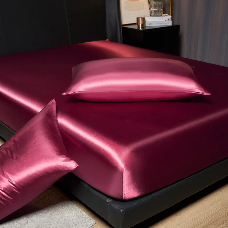 Drap-housse satiné bordeaux et ses deux taies assorties